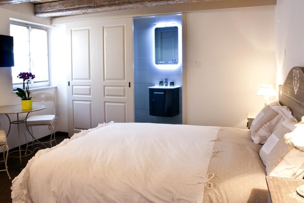 Chambre Le Hupsa Pfannala Saint-Hippolyte Szoba fotó